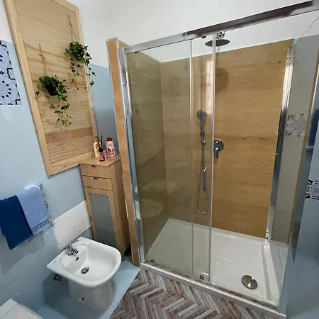 Casa Pontina Vicino Ospedale Icot *